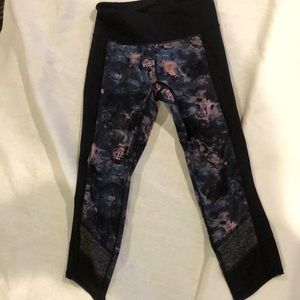 Lululemon leggings size 2